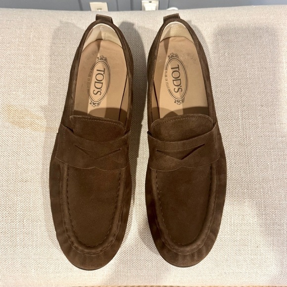 TOD’S BROWN SUEDE LOAFERS, Size UK 9 (US 10) - Picture 1 of 6